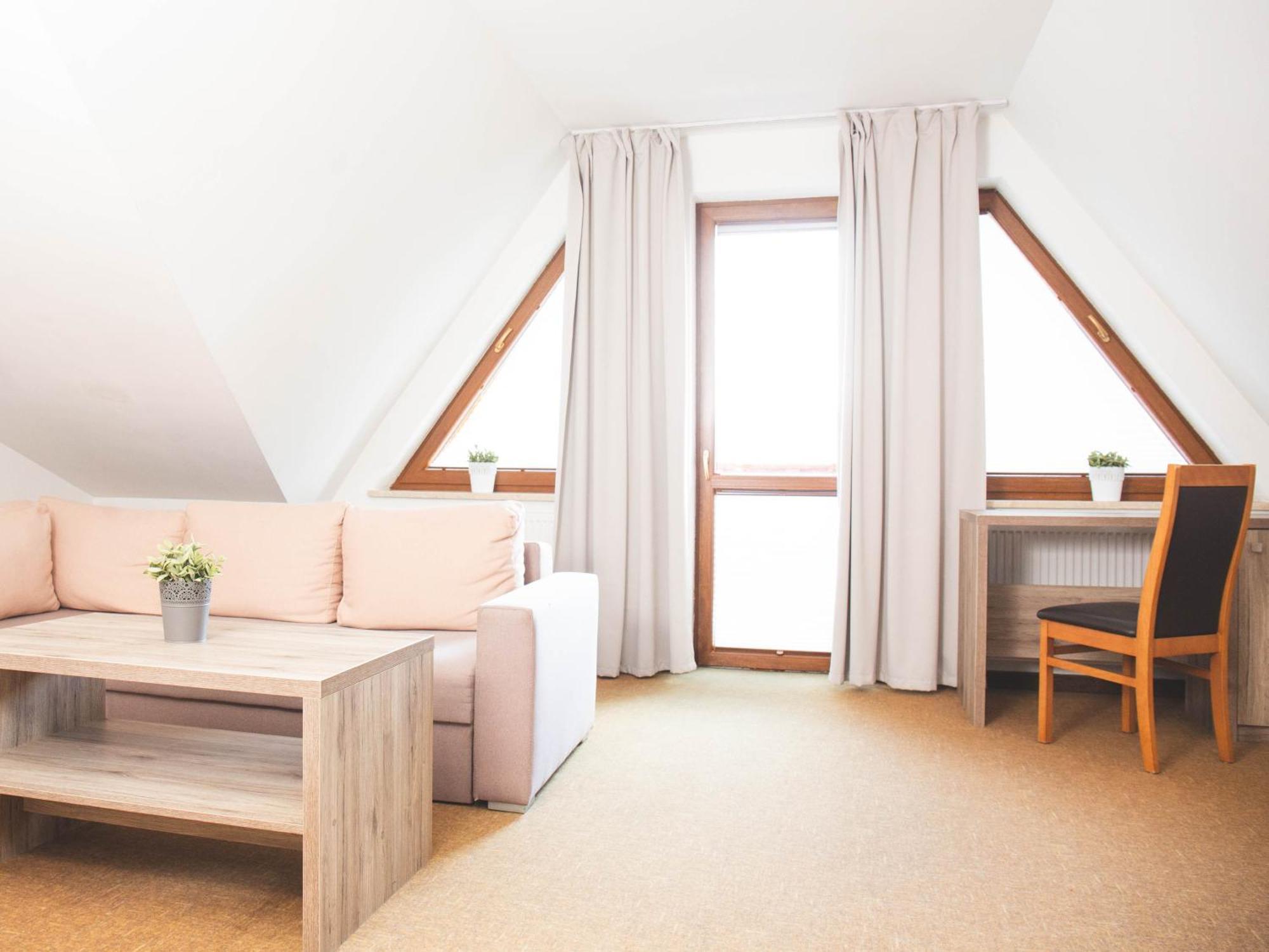 וגיירסקה גורקה Hotel Beskidian מראה חיצוני תמונה