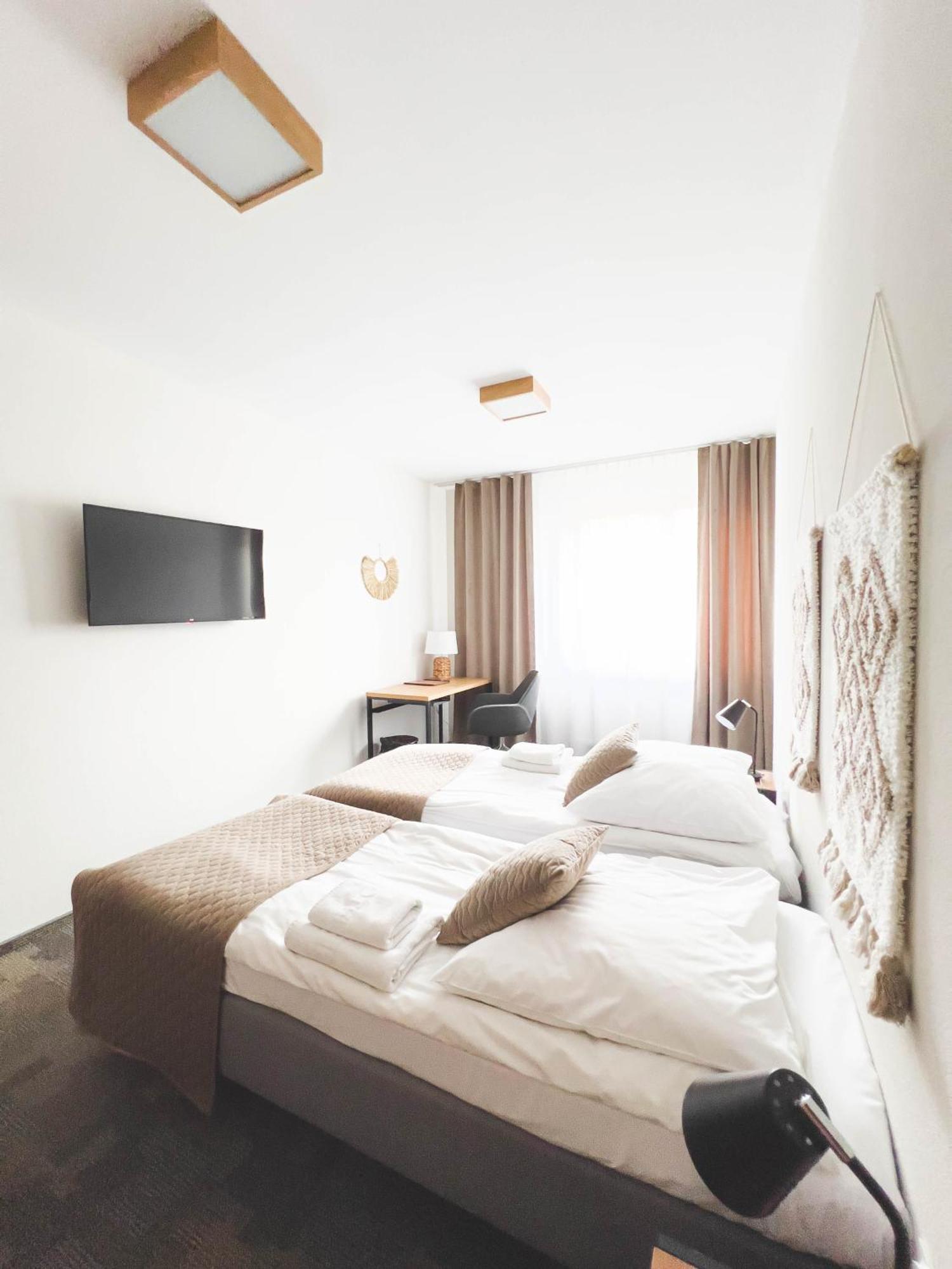 וגיירסקה גורקה Hotel Beskidian מראה חיצוני תמונה