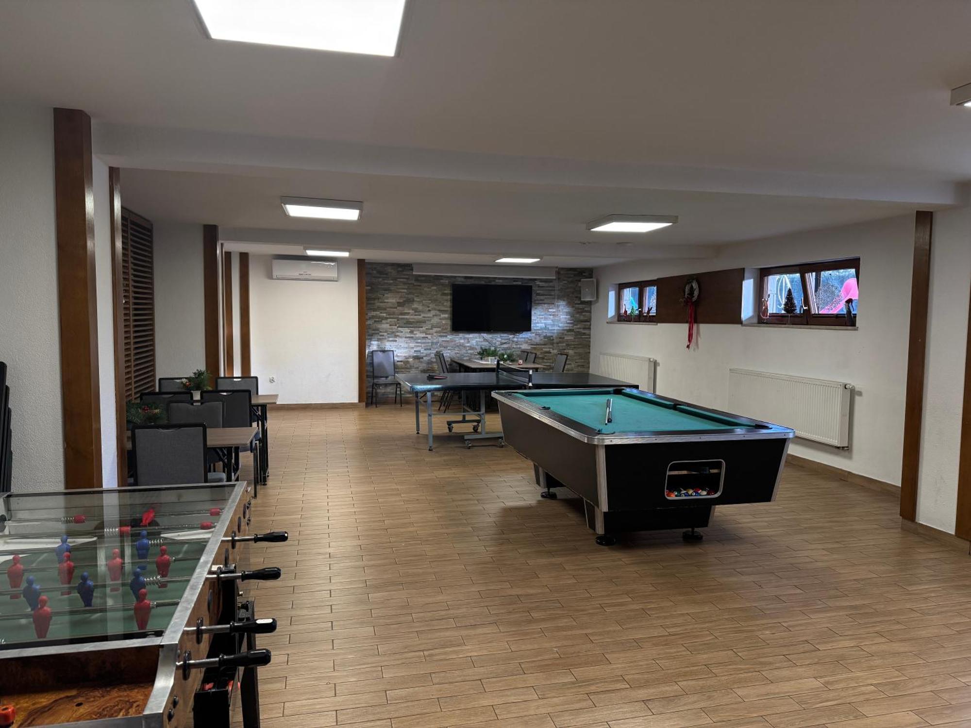 וגיירסקה גורקה Hotel Beskidian מראה חיצוני תמונה